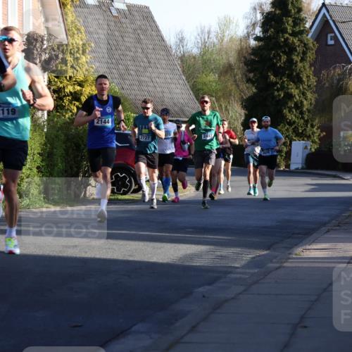 12.04.2026 - 45. Internationalen Wilhelmsburger Insellauf Yannick Fuchs http://msf.ph/oto/9470321 12.04.2026 08:54:39 Laufen 676, 2119, 2144, 1075, 970, 2727, 2487, 15979 meine-sportfotos.de