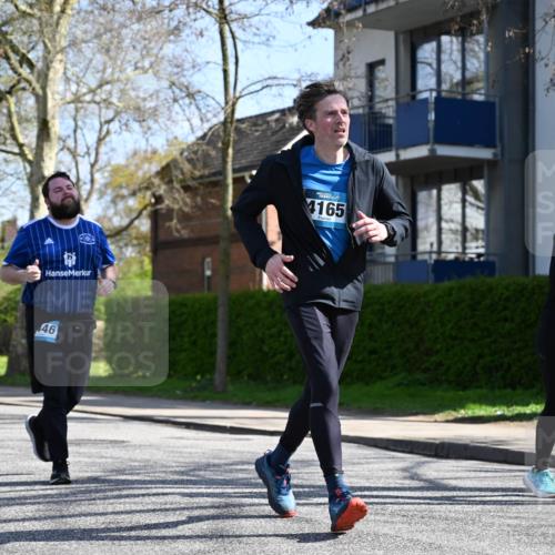 12.04.2026 - 45. Internationalen Wilhelmsburger Insellauf J. Mangold http://msf.ph/oto/9470322 12.04.2026 11:19:51 Ziel 2788, 4614, 2318, 4058, 3707, 4446, 4165 meine-sportfotos.de