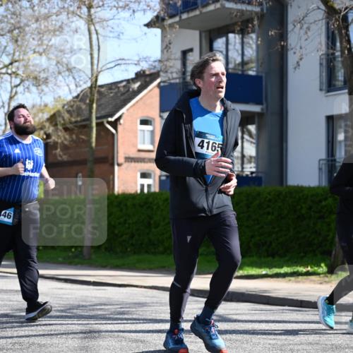 12.04.2026 - 45. Internationalen Wilhelmsburger Insellauf J. Mangold http://msf.ph/oto/9470330 12.04.2026 11:19:51 Ziel 2788, 4614, 2318, 4058, 3707, 4446, 4165 meine-sportfotos.de