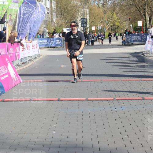 12.04.2026 - 45. Internationalen Wilhelmsburger Insellauf Strokosch-Dieckow http://msf.ph/oto/9470366 12.04.2026 11:25:38 Ziel 4519, 5559 meine-sportfotos.de