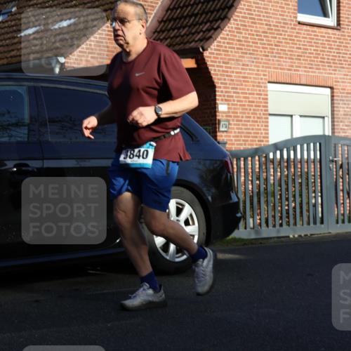 12.04.2026 - 45. Internationalen Wilhelmsburger Insellauf Yannick Fuchs http://msf.ph/oto/9470378 12.04.2026 09:05:41 Laufen 3840, 97 meine-sportfotos.de