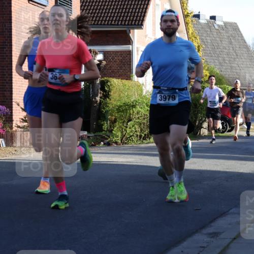 12.04.2026 - 45. Internationalen Wilhelmsburger Insellauf Yannick Fuchs http://msf.ph/oto/9470424 12.04.2026 08:54:46 Laufen 36, 3979, 4162, 4733, 3685, 4205 meine-sportfotos.de