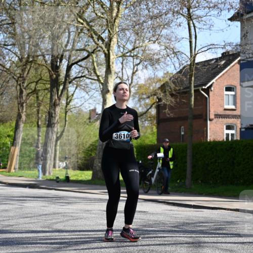 12.04.2026 - 45. Internationalen Wilhelmsburger Insellauf J. Mangold http://msf.ph/oto/9470445 12.04.2026 11:20:54 Ziel 3873, 5558, 3610, 3610, 3808, 3537, 3205 meine-sportfotos.de