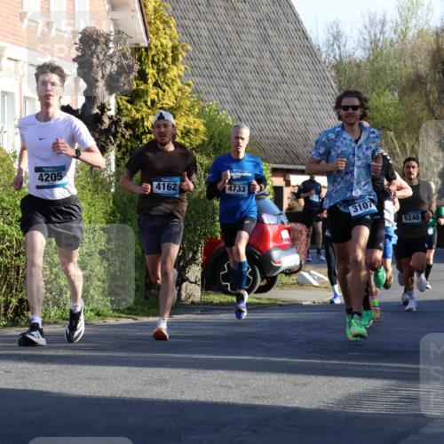 12.04.2026 - 45. Internationalen Wilhelmsburger Insellauf Yannick Fuchs http://msf.ph/oto/9470453 12.04.2026 08:54:48 Laufen 4205, 4162, 4733, 3107, 5240, 4863, 5237 meine-sportfotos.de