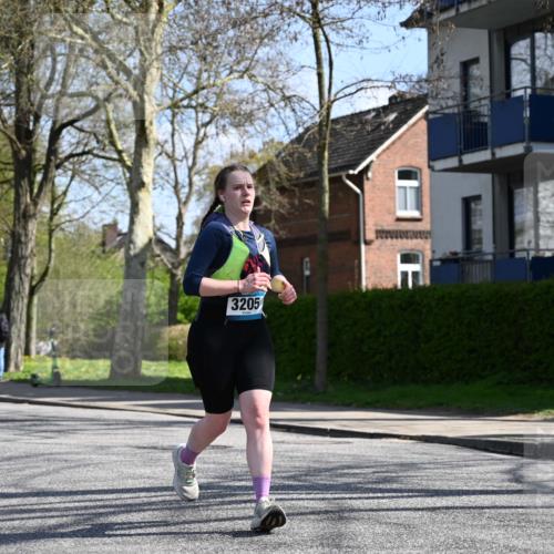 12.04.2026 - 45. Internationalen Wilhelmsburger Insellauf J. Mangold http://msf.ph/oto/9470503 12.04.2026 11:21:25 Ziel 3808, 3537, 3205, 2588, 2518, 2108, 2492, 2466, 4699, 2146, 4813 meine-sportfotos.de