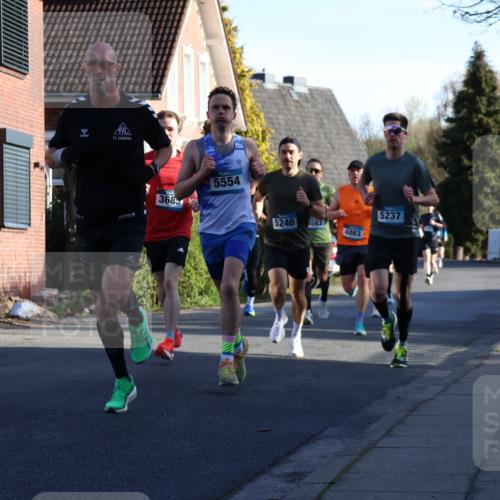 12.04.2026 - 45. Internationalen Wilhelmsburger Insellauf Yannick Fuchs http://msf.ph/oto/9470518 12.04.2026 08:54:52 Laufen 2017, 4733, 368, 5554, 5240, 583, 4863, 5237 meine-sportfotos.de