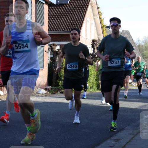 12.04.2026 - 45. Internationalen Wilhelmsburger Insellauf Yannick Fuchs http://msf.ph/oto/9470533 12.04.2026 08:54:54 Laufen 6, 5554, 5240, 5237, 652, 3682 meine-sportfotos.de