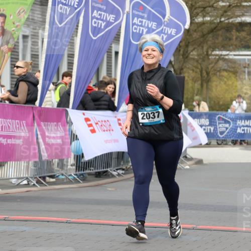 12.04.2026 - 45. Internationalen Wilhelmsburger Insellauf Strokosch-Dieckow http://msf.ph/oto/9470559 12.04.2026 13:38:18 Ziel 2037 meine-sportfotos.de