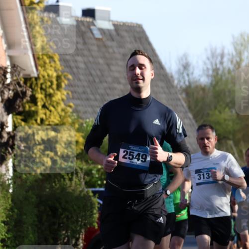 12.04.2026 - 45. Internationalen Wilhelmsburger Insellauf Yannick Fuchs http://msf.ph/oto/9470596 12.04.2026 08:55:00 Laufen 45, 2549, 313, 3368, 2819 meine-sportfotos.de