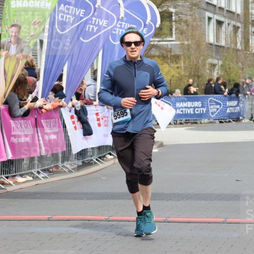 12.04.2026 - 45. Internationalen Wilhelmsburger Insellauf Strokosch-Dieckow http://msf.ph/oto/9470620 12.04.2026 12:51:47 Ziel 5595 meine-sportfotos.de