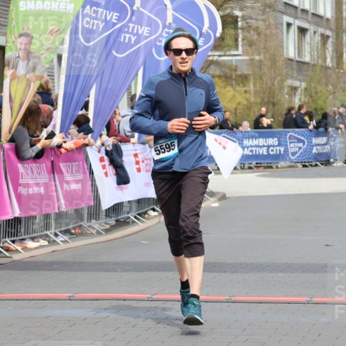 12.04.2026 - 45. Internationalen Wilhelmsburger Insellauf Strokosch-Dieckow http://msf.ph/oto/9470632 12.04.2026 12:51:47 Ziel 5595 meine-sportfotos.de
