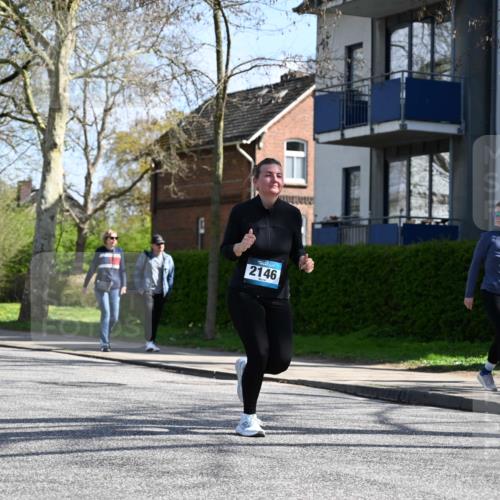 12.04.2026 - 45. Internationalen Wilhelmsburger Insellauf J. Mangold http://msf.ph/oto/9470647 12.04.2026 11:21:50 Ziel 2518, 2108, 2492, 2466, 4699, 2146, 4813, 3579 meine-sportfotos.de