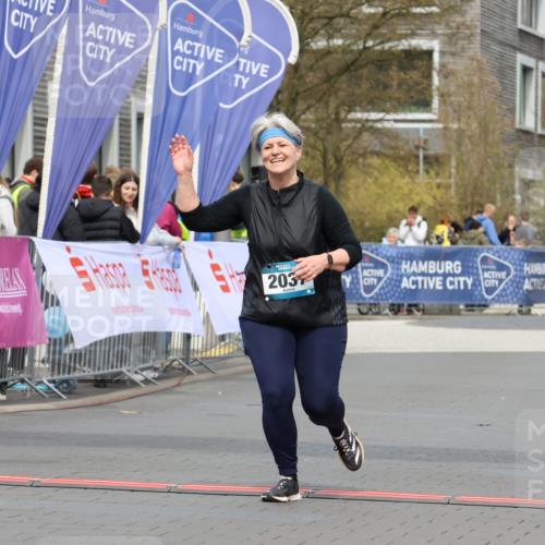 12.04.2026 - 45. Internationalen Wilhelmsburger Insellauf Strokosch-Dieckow http://msf.ph/oto/9470700 12.04.2026 13:38:17 Ziel 2037 meine-sportfotos.de