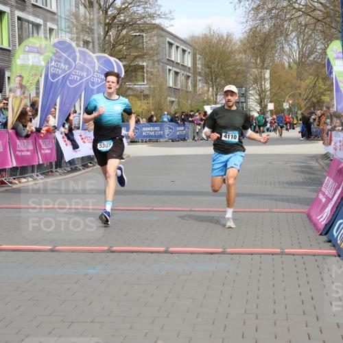 12.04.2026 - 45. Internationalen Wilhelmsburger Insellauf Strokosch-Dieckow http://msf.ph/oto/9470848 12.04.2026 12:52:01 Ziel 4110, 5307 meine-sportfotos.de