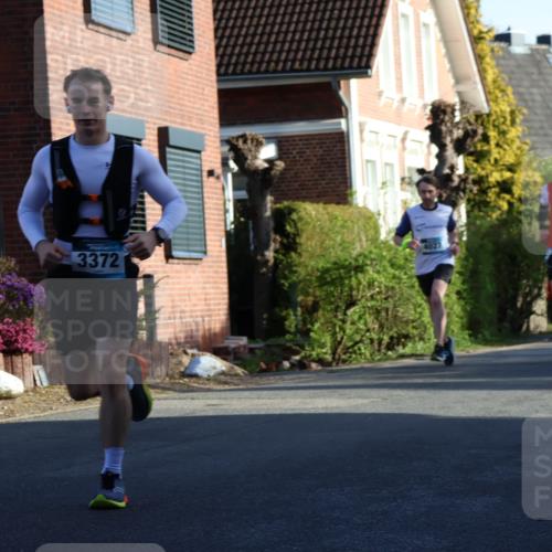 12.04.2026 - 45. Internationalen Wilhelmsburger Insellauf Yannick Fuchs http://msf.ph/oto/9470878 12.04.2026 08:55:24 Laufen 3372, 4027 meine-sportfotos.de