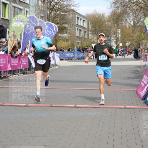 12.04.2026 - 45. Internationalen Wilhelmsburger Insellauf Strokosch-Dieckow http://msf.ph/oto/9470909 12.04.2026 12:52:01 Ziel 4110, 5307 meine-sportfotos.de