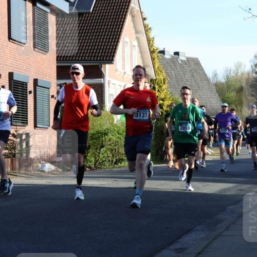 12.04.2026 - 45. Internationalen Wilhelmsburger Insellauf Yannick Fuchs http://msf.ph/oto/9470918 12.04.2026 08:55:26 Laufen 4027, 3137, 2010, 3473, 397 meine-sportfotos.de