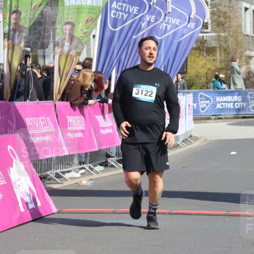 12.04.2026 - 45. Internationalen Wilhelmsburger Insellauf Strokosch-Dieckow http://msf.ph/oto/9470949 12.04.2026 11:26:53 Ziel 3122, 2353 meine-sportfotos.de