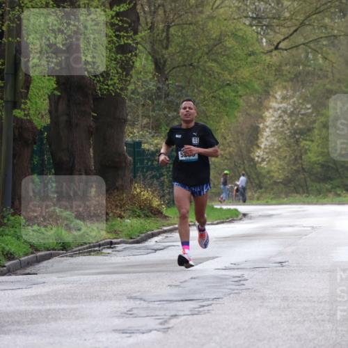 12.04.2026 - 45. Internationalen Wilhelmsburger Insellauf Yannick Fuchs http://msf.ph/oto/9471002 12.04.2026 09:57:01 Laufen  meine-sportfotos.de