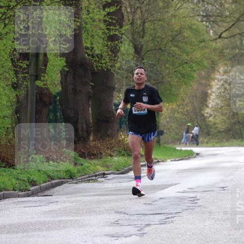 12.04.2026 - 45. Internationalen Wilhelmsburger Insellauf Yannick Fuchs http://msf.ph/oto/9471005 12.04.2026 09:57:01 Laufen  meine-sportfotos.de