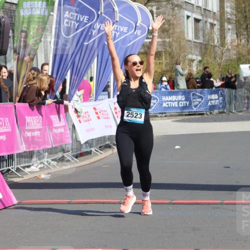 12.04.2026 - 45. Internationalen Wilhelmsburger Insellauf Strokosch-Dieckow http://msf.ph/oto/9471069 12.04.2026 11:27:10 Ziel 2523 meine-sportfotos.de