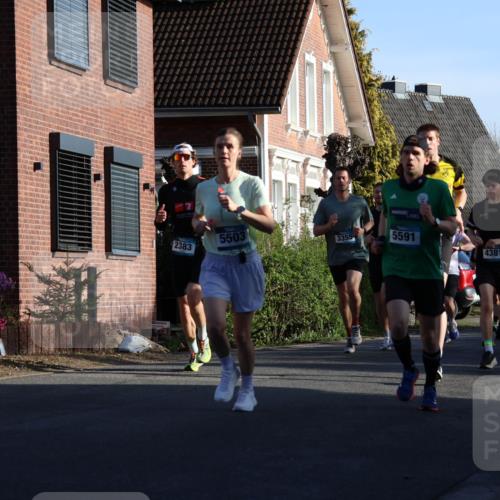 12.04.2026 - 45. Internationalen Wilhelmsburger Insellauf Yannick Fuchs http://msf.ph/oto/9471078 12.04.2026 08:55:39 Laufen 5503, 3355, 2383, 5591, 4381, 2659 meine-sportfotos.de