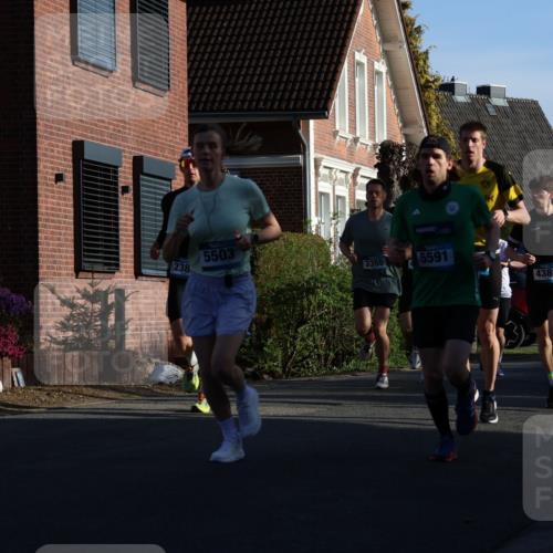 12.04.2026 - 45. Internationalen Wilhelmsburger Insellauf Yannick Fuchs http://msf.ph/oto/9471082 12.04.2026 08:55:39 Laufen 5503, 238, 3355, 5591, 4381 meine-sportfotos.de