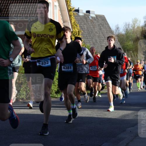 12.04.2026 - 45. Internationalen Wilhelmsburger Insellauf Yannick Fuchs http://msf.ph/oto/9471100 12.04.2026 08:55:40 Laufen 5591, 44, 2402, 4381, 4528, 4175 meine-sportfotos.de