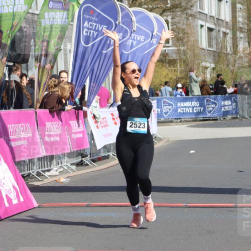 12.04.2026 - 45. Internationalen Wilhelmsburger Insellauf Strokosch-Dieckow http://msf.ph/oto/9471124 12.04.2026 11:27:10 Ziel 2523 meine-sportfotos.de