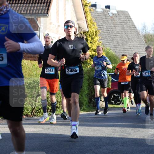 12.04.2026 - 45. Internationalen Wilhelmsburger Insellauf Yannick Fuchs http://msf.ph/oto/9471155 12.04.2026 08:55:45 Laufen 381, 4175, 3963, 3485, 3047, 5639, 3578, 5473, 3514, 3487 meine-sportfotos.de