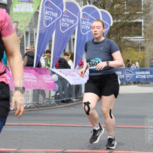 12.04.2026 - 45. Internationalen Wilhelmsburger Insellauf Strokosch-Dieckow http://msf.ph/oto/9471158 12.04.2026 13:37:29 Ziel 3559, 5604 meine-sportfotos.de