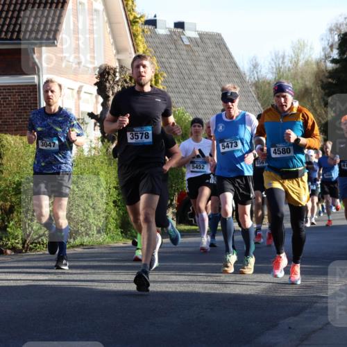 12.04.2026 - 45. Internationalen Wilhelmsburger Insellauf Yannick Fuchs http://msf.ph/oto/9471177 12.04.2026 08:55:47 Laufen 963, 3047, 3578, 5473, 4580, 3561, 5452, 4154, 4242 meine-sportfotos.de