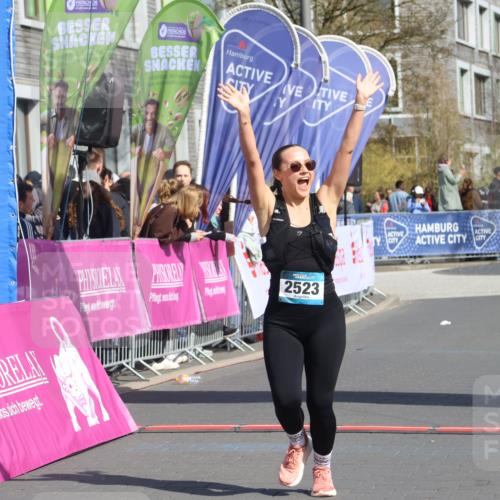 12.04.2026 - 45. Internationalen Wilhelmsburger Insellauf Strokosch-Dieckow http://msf.ph/oto/9471182 12.04.2026 11:27:10 Ziel 2523 meine-sportfotos.de
