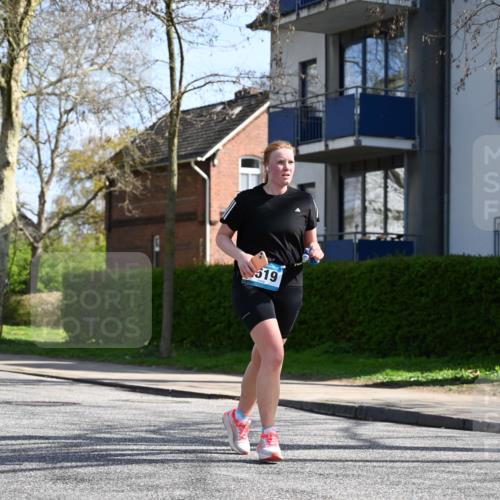 12.04.2026 - 45. Internationalen Wilhelmsburger Insellauf J. Mangold http://msf.ph/oto/9471205 12.04.2026 11:25:04 Ziel 4146, 4519, 5559, 2025, 2025, 2542, 3168, 3775 meine-sportfotos.de
