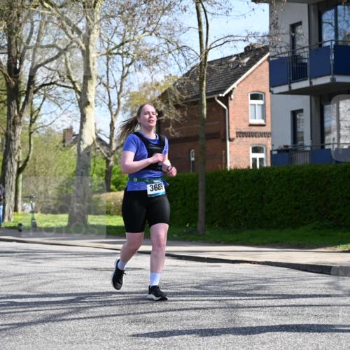 12.04.2026 - 45. Internationalen Wilhelmsburger Insellauf J. Mangold http://msf.ph/oto/9471238 12.04.2026 11:25:22 Ziel 4519, 5559, 2025, 2542, 3168, 3775, 3253 meine-sportfotos.de
