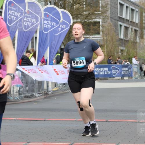 12.04.2026 - 45. Internationalen Wilhelmsburger Insellauf Strokosch-Dieckow http://msf.ph/oto/9471241 12.04.2026 13:37:29 Ziel 3559, 5604 meine-sportfotos.de