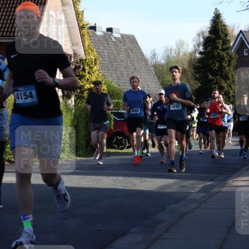 12.04.2026 - 45. Internationalen Wilhelmsburger Insellauf Yannick Fuchs http://msf.ph/oto/9471248 12.04.2026 08:55:52 Laufen 3514, 4154, 4068, 4713, 4242, 4995, 5561, 2377 meine-sportfotos.de