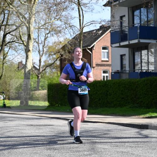 12.04.2026 - 45. Internationalen Wilhelmsburger Insellauf J. Mangold http://msf.ph/oto/9471251 12.04.2026 11:25:23 Ziel 5559, 2025, 2542, 3168, 3775, 3168, 3775, 3253 meine-sportfotos.de