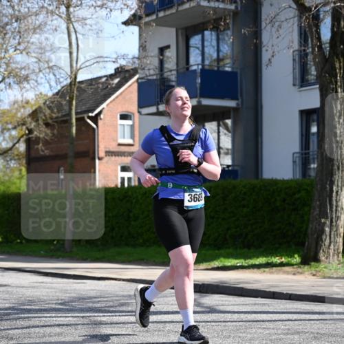 12.04.2026 - 45. Internationalen Wilhelmsburger Insellauf J. Mangold http://msf.ph/oto/9471273 12.04.2026 11:25:23 Ziel 5559, 2025, 2542, 3168, 3775, 3168, 3775, 3253 meine-sportfotos.de