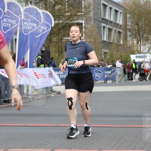 12.04.2026 - 45. Internationalen Wilhelmsburger Insellauf Strokosch-Dieckow http://msf.ph/oto/9471317 12.04.2026 13:37:29 Ziel 3559, 5604 meine-sportfotos.de