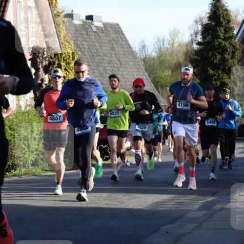 12.04.2026 - 45. Internationalen Wilhelmsburger Insellauf Yannick Fuchs http://msf.ph/oto/9471352 12.04.2026 08:56:00 Laufen 2504, 4807, 5833, 4190, 4829, 5492 meine-sportfotos.de