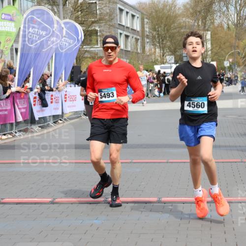 12.04.2026 - 45. Internationalen Wilhelmsburger Insellauf Strokosch-Dieckow http://msf.ph/oto/9471356 12.04.2026 12:52:19 Ziel 2787, 5627, 5493, 4560, 2779 meine-sportfotos.de