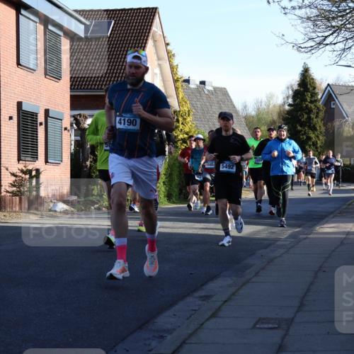 12.04.2026 - 45. Internationalen Wilhelmsburger Insellauf Yannick Fuchs http://msf.ph/oto/9471395 12.04.2026 08:56:03 Laufen 45, 4190, 5585, 5492 meine-sportfotos.de