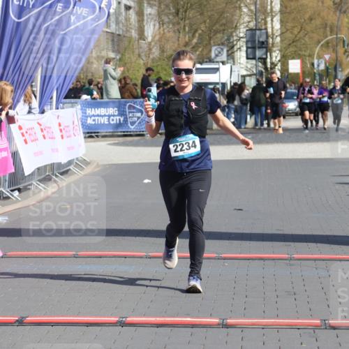 12.04.2026 - 45. Internationalen Wilhelmsburger Insellauf Strokosch-Dieckow http://msf.ph/oto/9471450 12.04.2026 11:28:06 Ziel 2234 meine-sportfotos.de