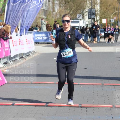 12.04.2026 - 45. Internationalen Wilhelmsburger Insellauf Strokosch-Dieckow http://msf.ph/oto/9471463 12.04.2026 11:28:06 Ziel 2234 meine-sportfotos.de