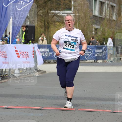 12.04.2026 - 45. Internationalen Wilhelmsburger Insellauf Strokosch-Dieckow http://msf.ph/oto/9471530 12.04.2026 13:37:11 Ziel 2773 meine-sportfotos.de