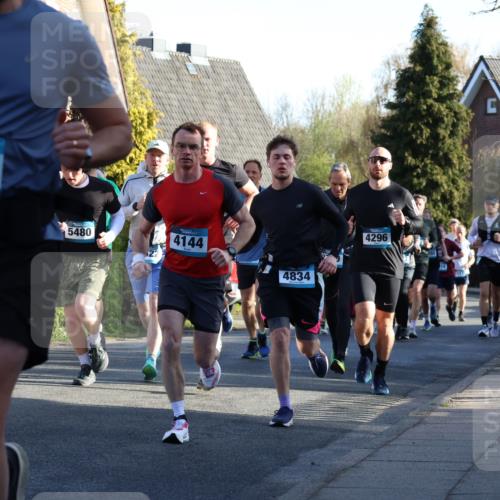 12.04.2026 - 45. Internationalen Wilhelmsburger Insellauf Yannick Fuchs http://msf.ph/oto/9471588 12.04.2026 08:56:19 Laufen 1884, 5480, 22, 4144, 4834, 4296, 5764 meine-sportfotos.de