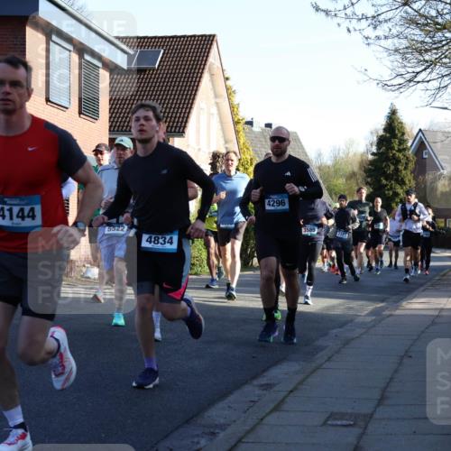 12.04.2026 - 45. Internationalen Wilhelmsburger Insellauf Yannick Fuchs http://msf.ph/oto/9471622 12.04.2026 08:56:22 Laufen 4144, 5522, 4834, 4296, 3585, 2123 meine-sportfotos.de