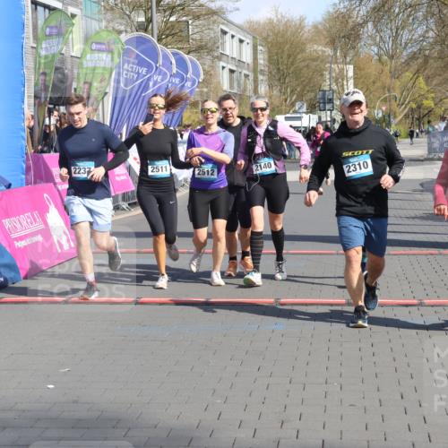 12.04.2026 - 45. Internationalen Wilhelmsburger Insellauf Strokosch-Dieckow http://msf.ph/oto/9471639 12.04.2026 11:28:22 Ziel 2309, 2310, 2237, 2140, 5831, 2511, 2512, 2352 meine-sportfotos.de