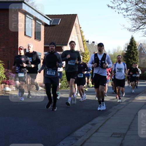 12.04.2026 - 45. Internationalen Wilhelmsburger Insellauf Yannick Fuchs http://msf.ph/oto/9471676 12.04.2026 08:56:26 Laufen 2123, 2831, 3929, 3065, 3905, 3778 meine-sportfotos.de